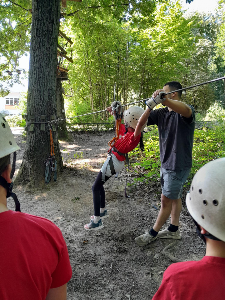 Sommer voller Vielfalt: Kreative Ferienspiele und internationales Workcamp begeistern Kinder und Jugendliche