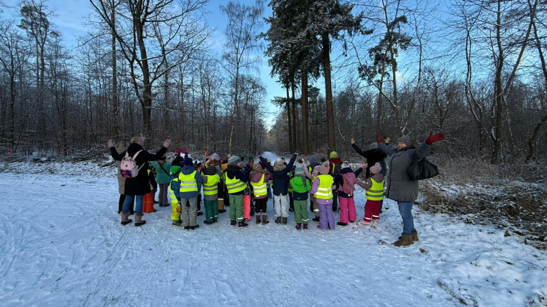 Winterzauber in der Schulbetreuung: Weihnachtsferienbetreuung begeistert 50 Kinder